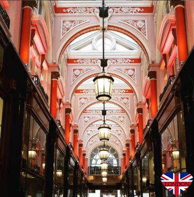 Covered passages in London 