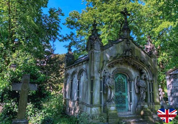 Visit the most beautiful cemeteries in London - London tips